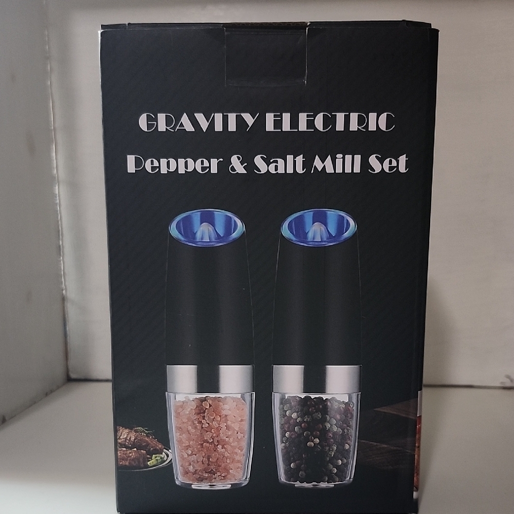 Gravity Electric Pepper & Salt Mill Set